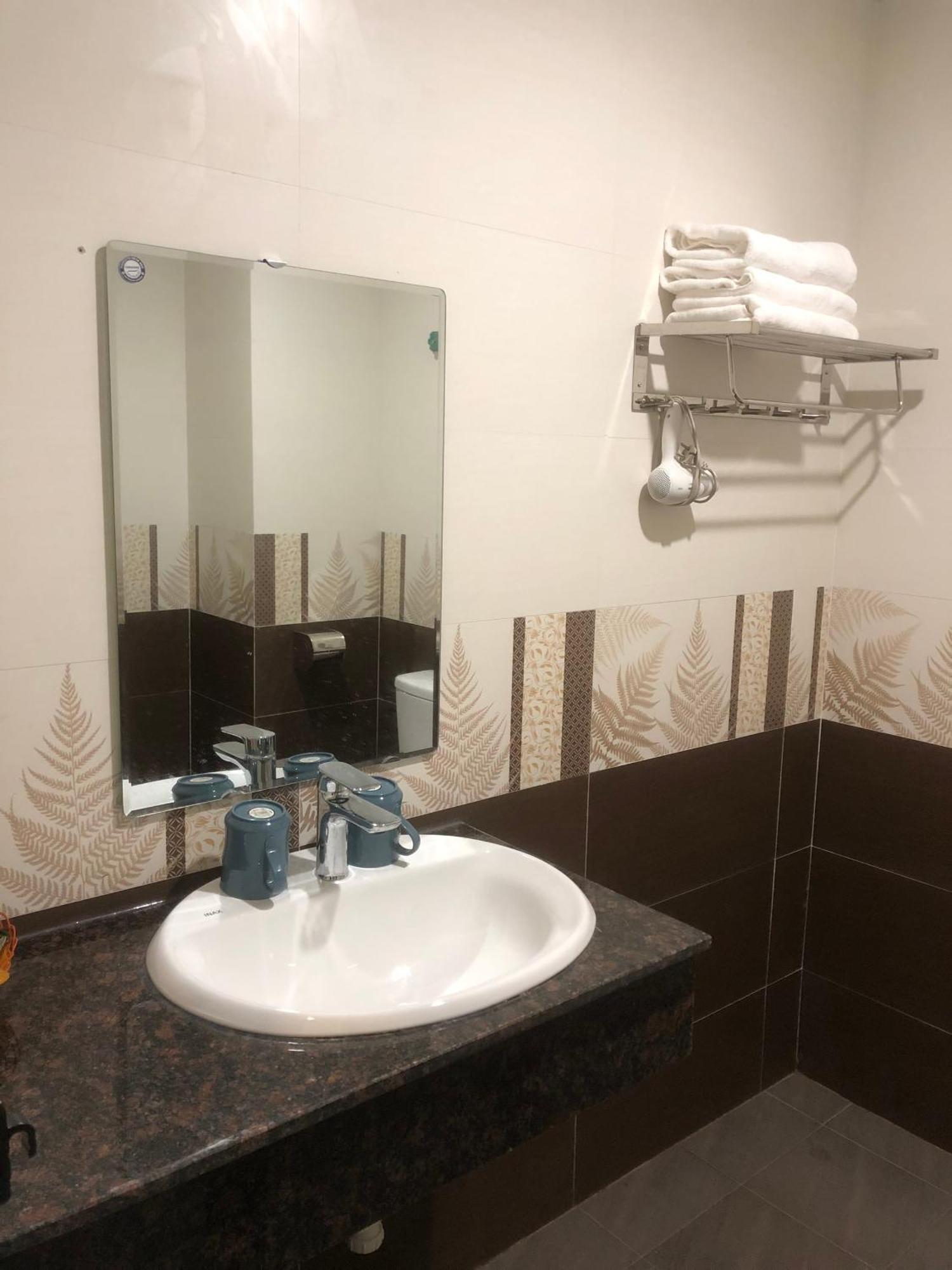 Hotel Truong Thinh Vinh